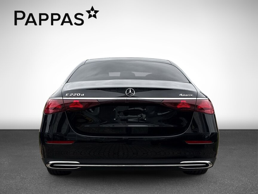 Mercedes-Benz E 220 D 4M