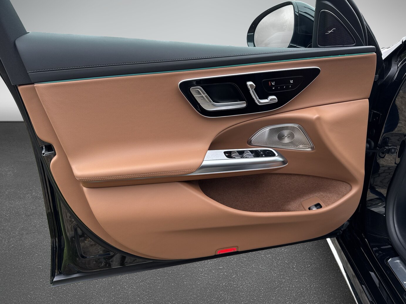 Mercedes-Benz E 220 D 4M