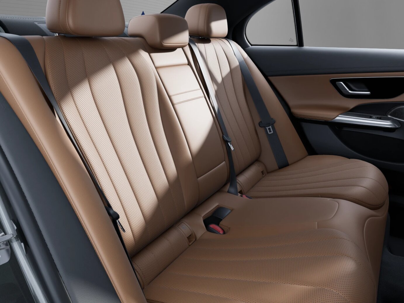 Mercedes-Benz E 300 de 4MATIC Limousine mit EQ Hybrid Technologie