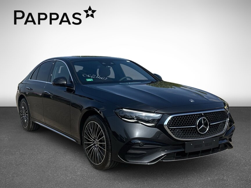 Mercedes-Benz E 300 de 4MATIC Limousine mit EQ Hybrid Technologie