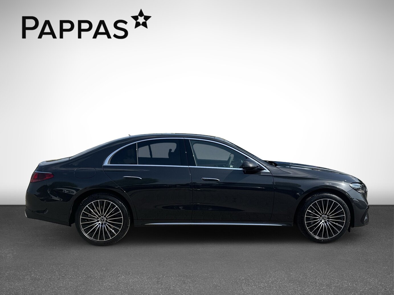Mercedes-Benz E 300 de 4MATIC Limousine mit EQ Hybrid Technologie