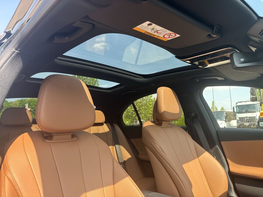 Mercedes-Benz E 300 de 4MATIC Limousine mit EQ Hybrid Technologie