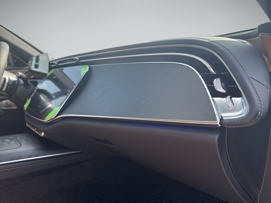 Mercedes-Benz E 300 de 4MATIC Limousine mit EQ Hybrid Technologie