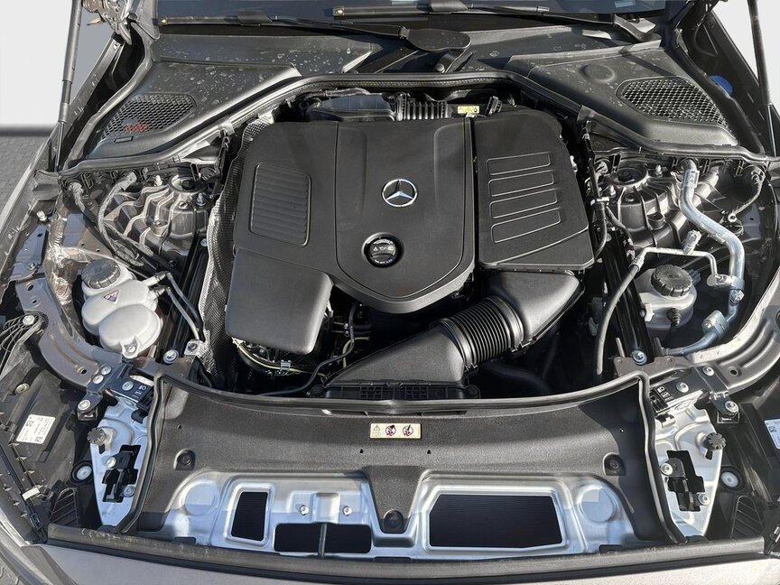 Mercedes-Benz E 200 4MATIC Limousine