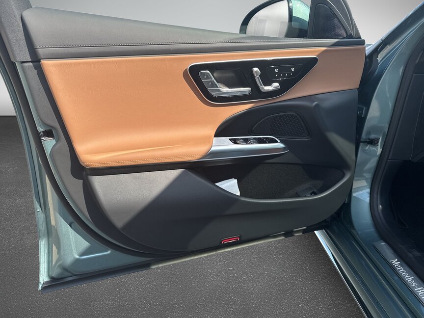 Mercedes-Benz E 200 4MATIC Limousine