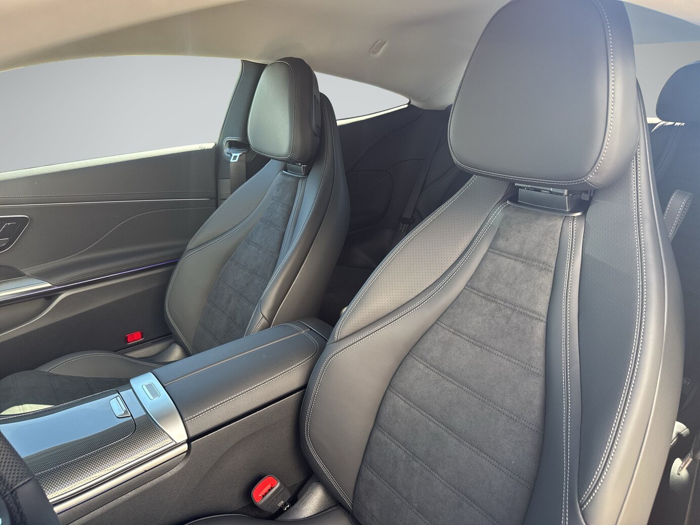 Mercedes-Benz CLE 200 4M COUPÉ