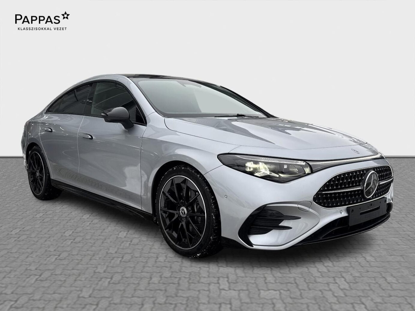 Mercedes-Benz CLA 200