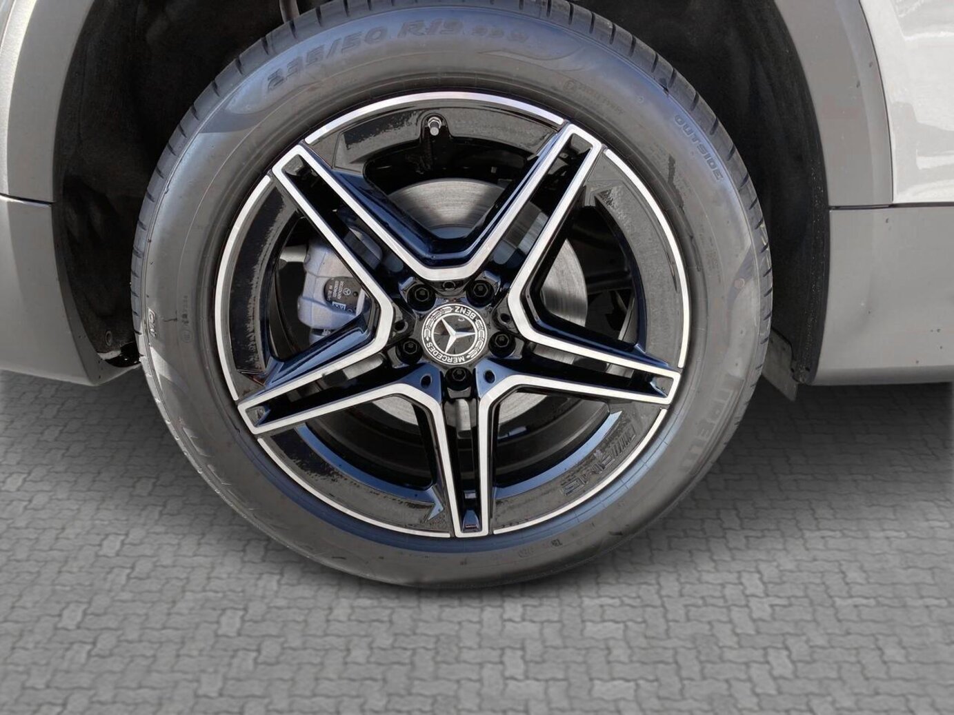 Mercedes-Benz GLB 200 d