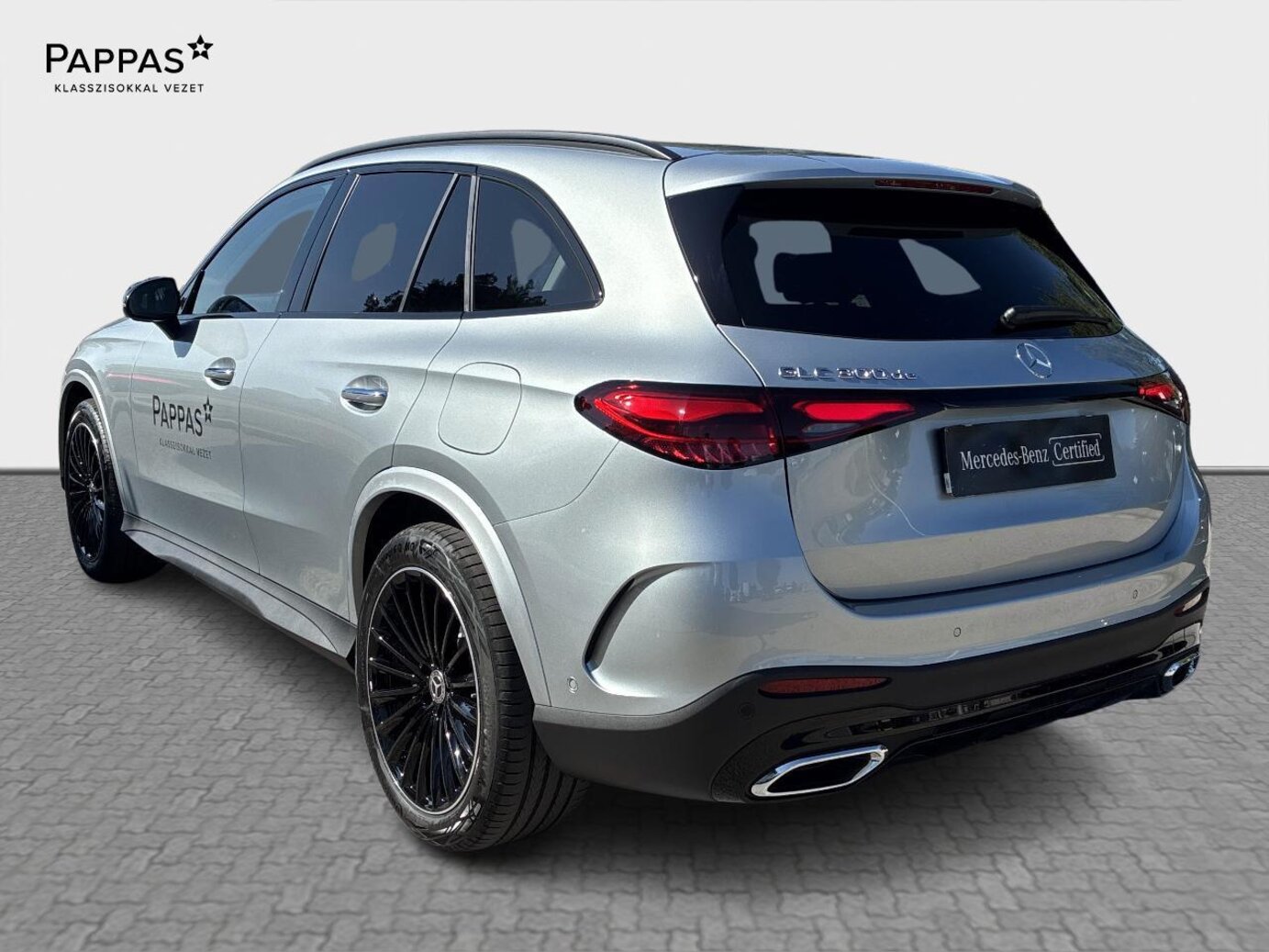 Mercedes-Benz GLC 300 de 4MATIC mit EQ Hybrid Technologie