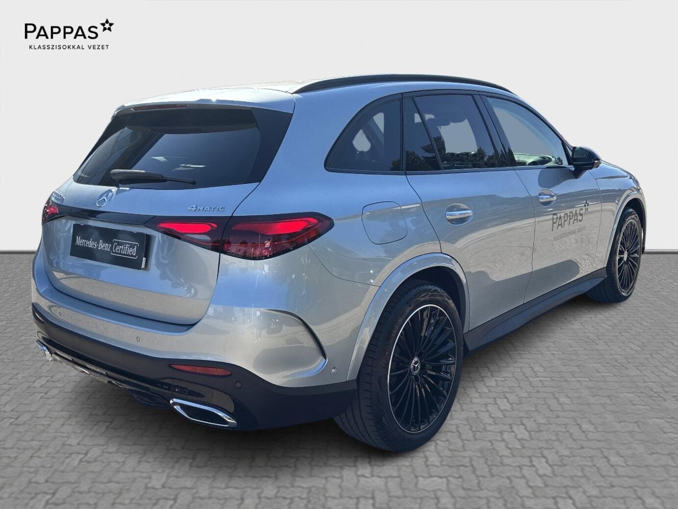 Mercedes-Benz GLC 300 de 4MATIC mit EQ Hybrid Technologie