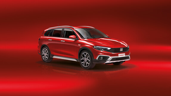 Az új 500X Hybrid és Tipo Hybrid: a FIAT modellkínálata immár 100%-ban  villamosított