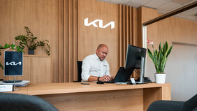 Történelmi duplázás és megújult Kia szalon a Pappas Auto-nál