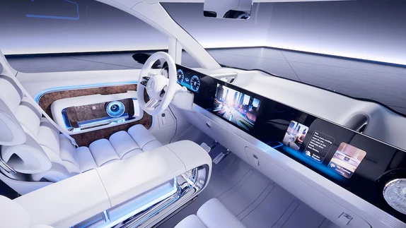 Bemutatkozott a Mercedes-Benz Vison V!