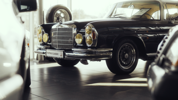 Klasszikusokban is vezetünk.